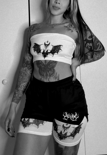 <em><strong>Dark Aesthetics</strong></em>